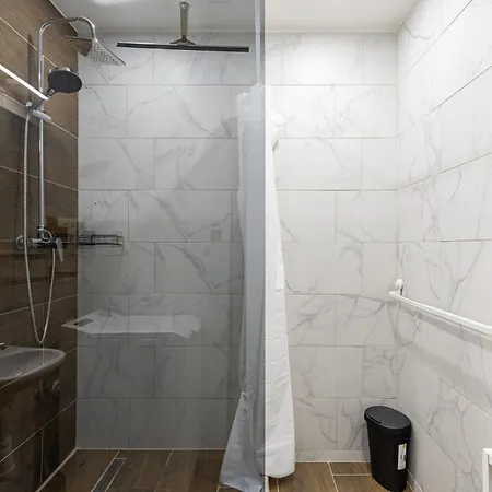 Cozy Nest Trnavska Διαμέρισμα *