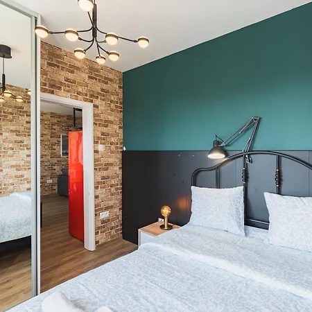 Cozy Nest Trnavska Апартаменти *